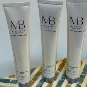 New Full Size Sealed Meaningful Beauty Skin Renewing Peel priced separately